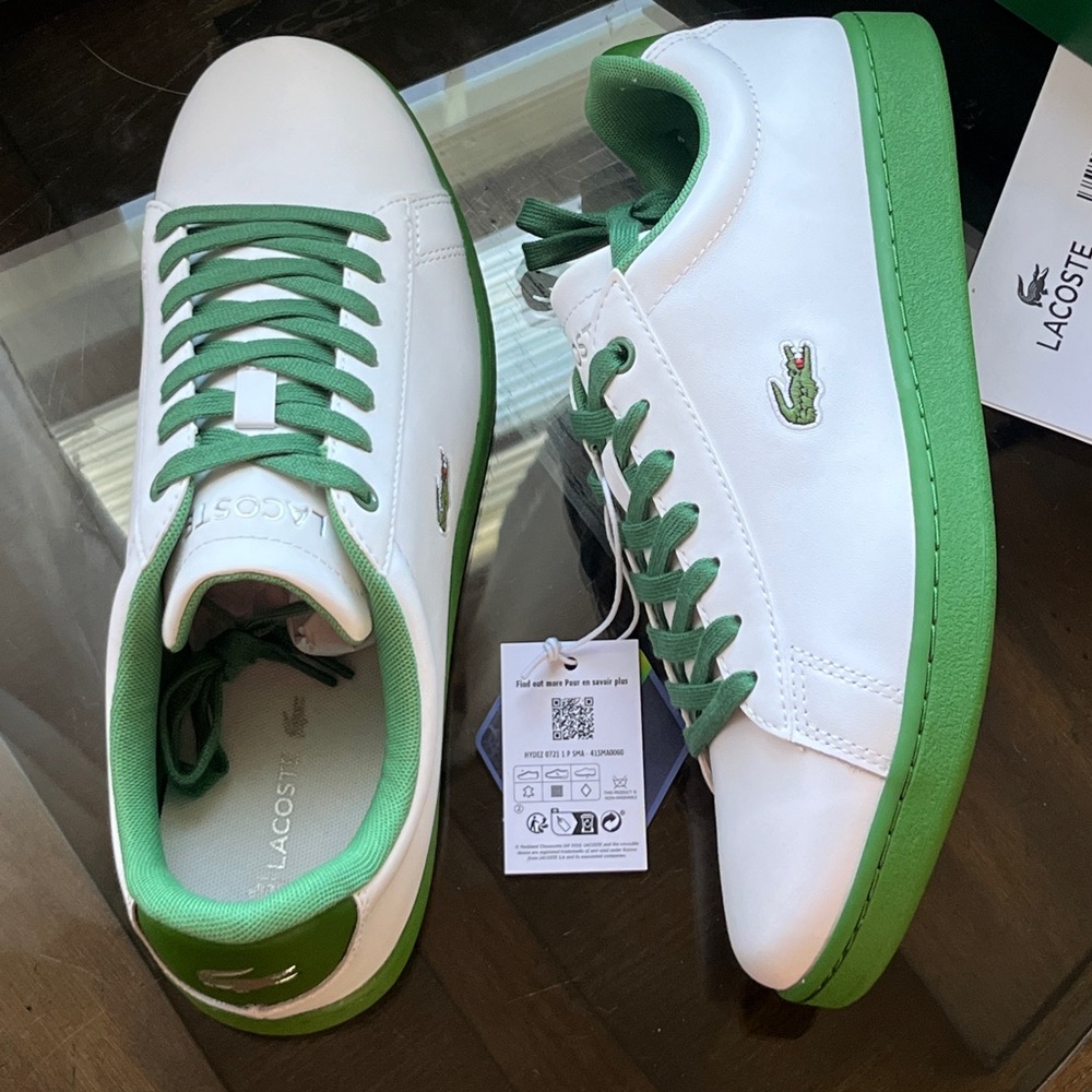 Lacoste Classic White and Green Shoes Size 7 Brand new
